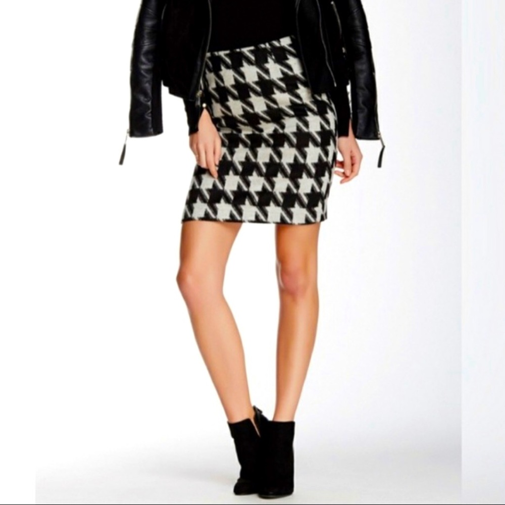 AMANDA & CHELSEA Wool Blend Black Houndstooth Plaid Pencil Skirt Fleece Size 4